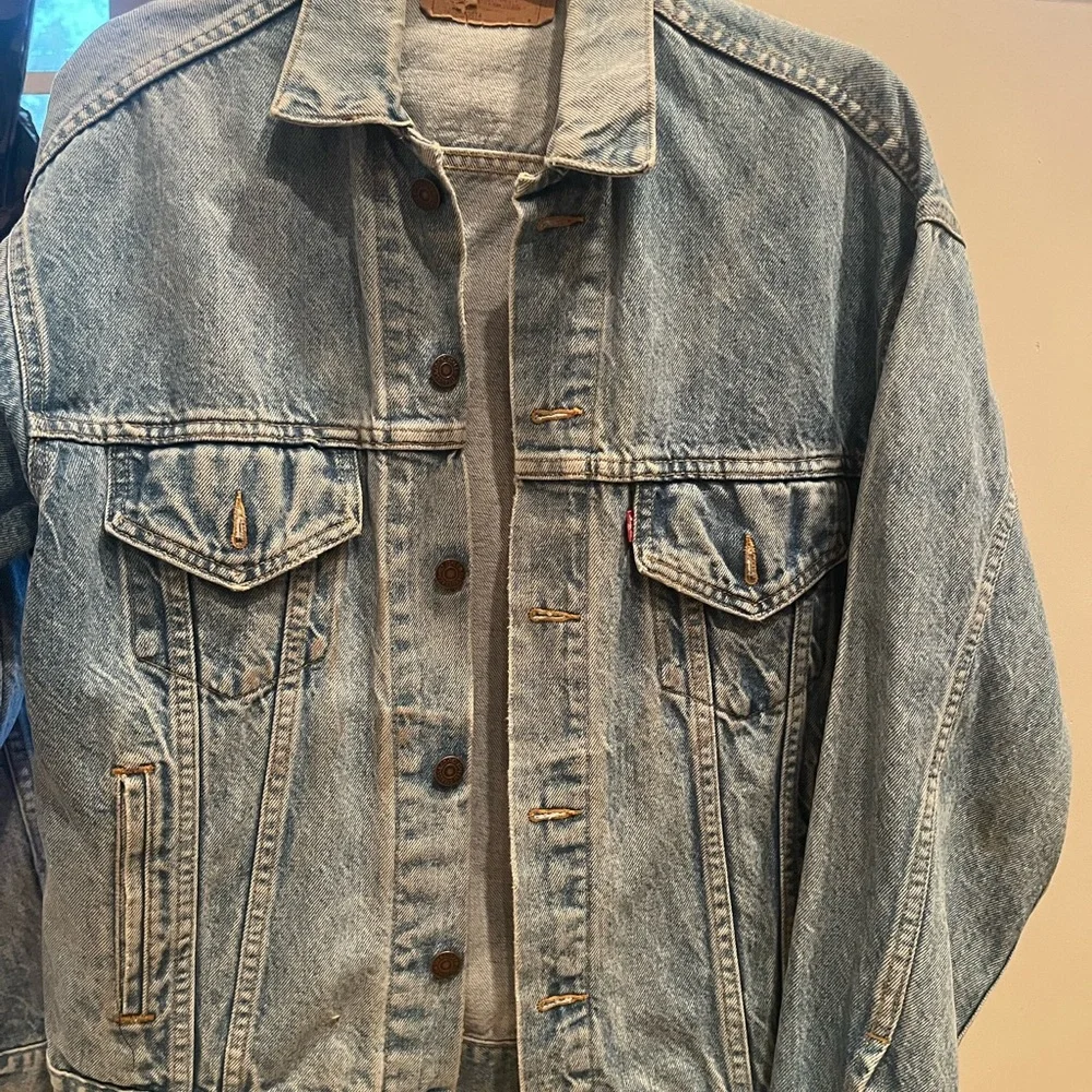 Levi's Blue Denim Jacket - Picture 2 of 6